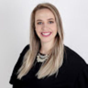 Meet your Posher, Leanna